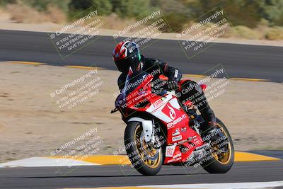 media/Oct-08-2022-SoCal Trackdays (Sat) [[1fc3beec89]]/Turn 10 (945am)/